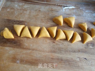 南瓜花卷的做法步骤：10