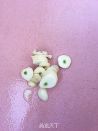 香菇油麦菜的做法步骤：3