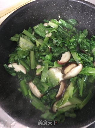 香菇油麦菜的做法步骤：6