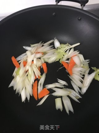 西芹烤鸭的做法步骤：5