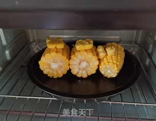黄油蜂蜜烤玉米的做法步骤：3