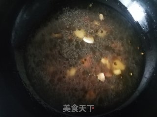 蒜苗炖豆腐的做法步骤：6