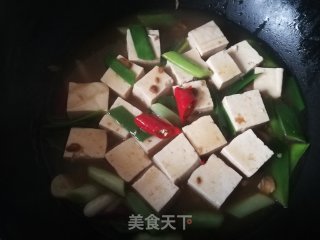 蒜苗炖豆腐的做法步骤：9