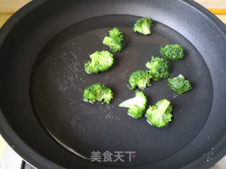 鲜虾面的做法步骤：3
