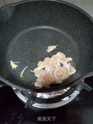 杂蔬鸡肉炒贝壳面的做法步骤：7