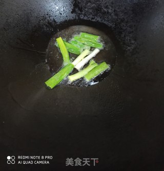 西红柿手工面鱼汤的做法步骤：3