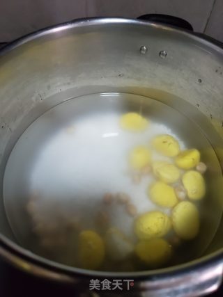 板栗粥的做法步骤：3