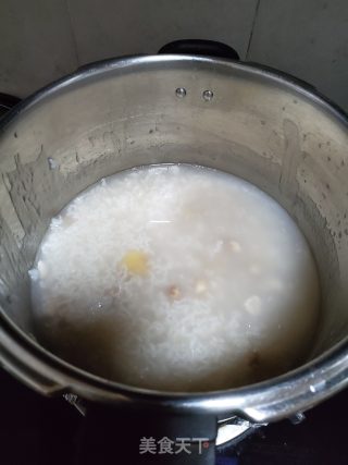 板栗粥的做法步骤：4