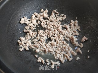 蚝油肉末烧萝卜的做法步骤：4