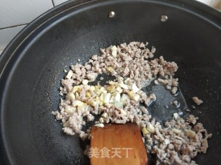 蚝油肉末烧萝卜的做法步骤：5