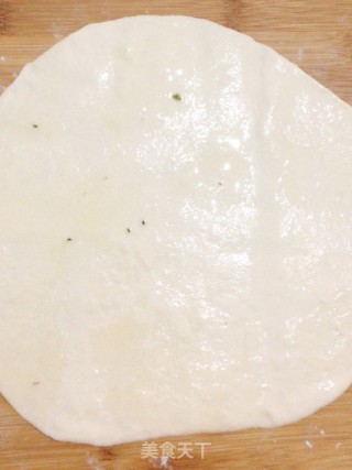 奶香肉末花卷的做法步骤：5