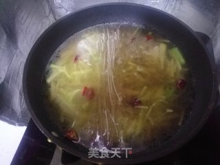 传统萝卜汤的做法步骤：5