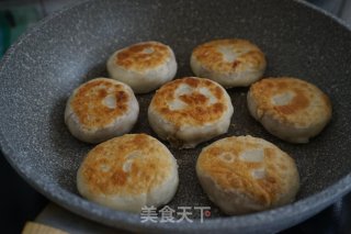花生咸馅烙饼的做法步骤：11