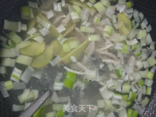 白萝卜鸡汤的做法步骤：3