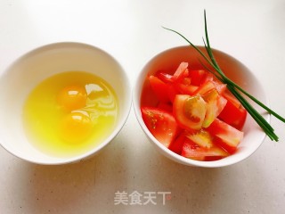 西红柿鸡蛋汤的做法步骤：2
