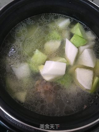 青白萝卜煲牛骨汤的做法步骤：7