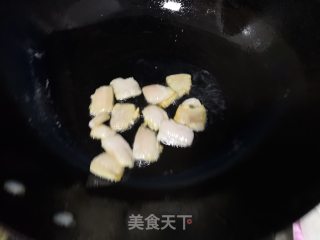 白萝卜烧口蘑的做法步骤：4