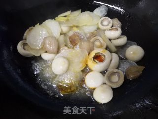 白萝卜烧口蘑的做法步骤：8