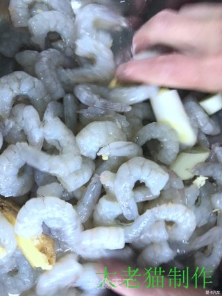 香酥虾仁的做法步骤：3