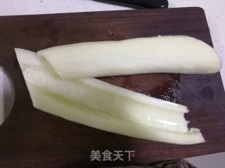 陈醋炝老黄瓜的做法步骤：2