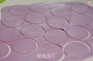 紫薯花卷的做法步骤：2
