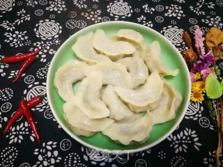 平菇韭菜粉条鸡蛋饺的做法步骤：32
