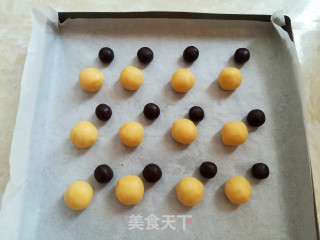 万圣节卡通蜘蛛饼干的做法步骤：7