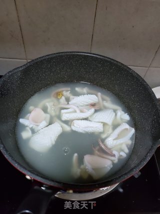 鱿鱼炒甜豆的做法步骤：5