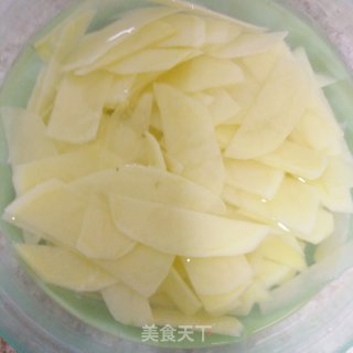 辣白菜土豆片的做法步骤：2
