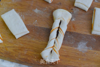 生煎椒盐油卷的做法步骤：5