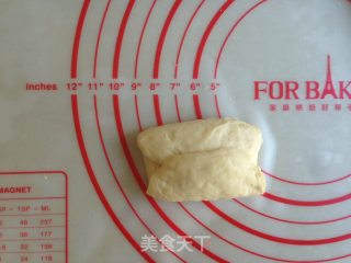 牛奶面包卷的做法步骤：5