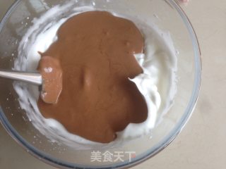 脏脏蛋糕卷的做法步骤：6