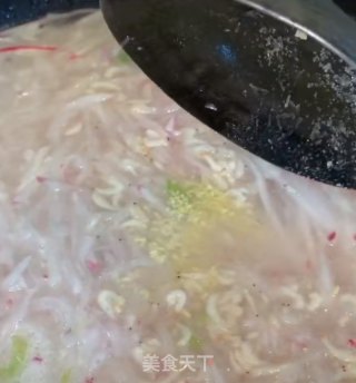 牛肉粉丝萝卜汤的做法步骤：12