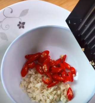 韩式香辣萝卜丝的做法步骤：2