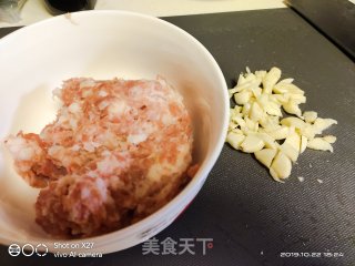 肉末炒葫芦瓜的做法步骤：1
