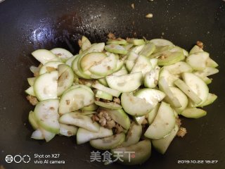肉末炒葫芦瓜的做法步骤：4