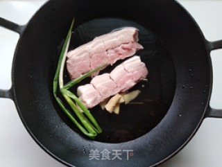 桂花红烧肉的做法步骤：2