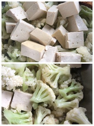 豆腐炖菜花的做法步骤：4