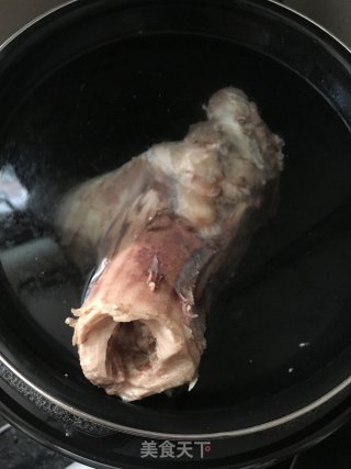 牛筒骨清汤的做法步骤：5