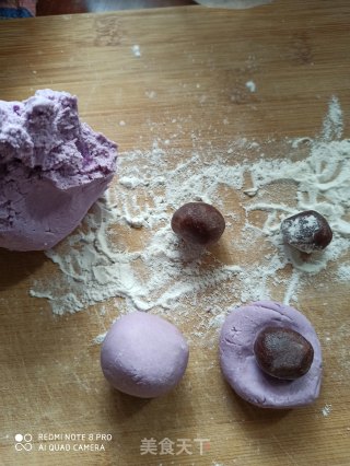 紫薯豆沙圆子的做法步骤：3