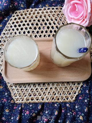鲜榨梨汁的做法步骤：6
