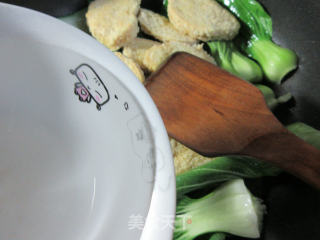 青菜烧鲜素鸡的做法步骤：5