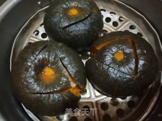 南瓜糯米粽子的做法步骤：3