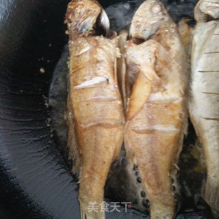 红烧黄花鱼的做法步骤：5