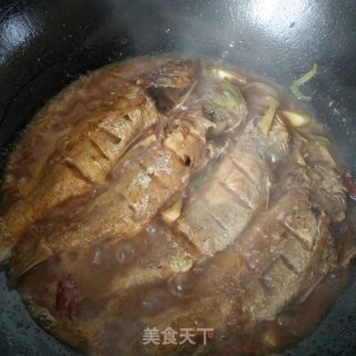红烧黄花鱼的做法步骤：9