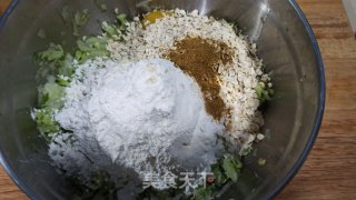 炸青萝卜丸子的做法步骤：5