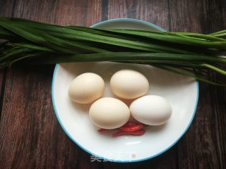 韭菜炒鸡蛋的做法步骤：1