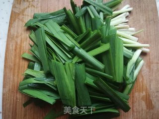 韭菜炒鸡蛋的做法步骤：3