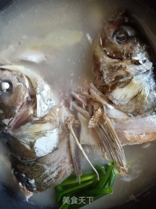 鱼头豆腐汤的做法步骤：8