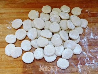 豆角猪肉馅蒸饺的做法步骤：6